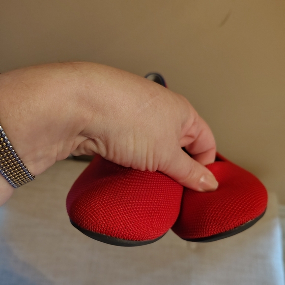 COPY - Red Rothy's ballet flat - Picture 4 of 12